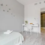 Charming 3br 3 Min. Away From The