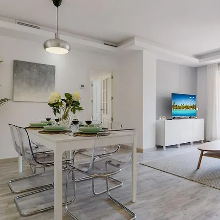 Apartment Charming 3br 3 Min. Away From The Marbella