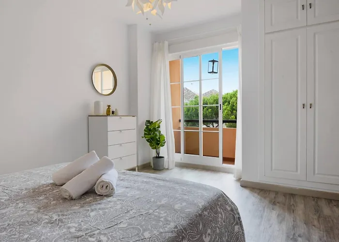 Charming 3br 3 Min. Away From The Apartament Marbella