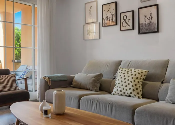 Charming 3br 3 Min. Away From The ماربيا